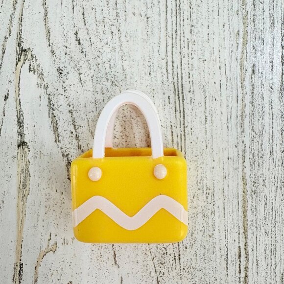 Bluey Lot of 2 Beach Bag Purse Chilli Yellow Pink for Mom Figure Playset Toy - Picture 3 of 10